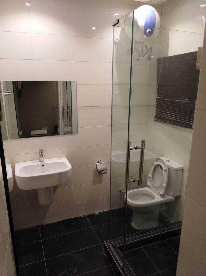 Blackwood Hotels Ikeja Extérieur photo
